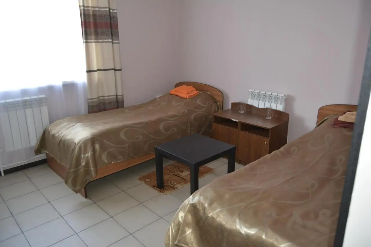 Оренбург: Guesthouse on Stepana Razina 80
