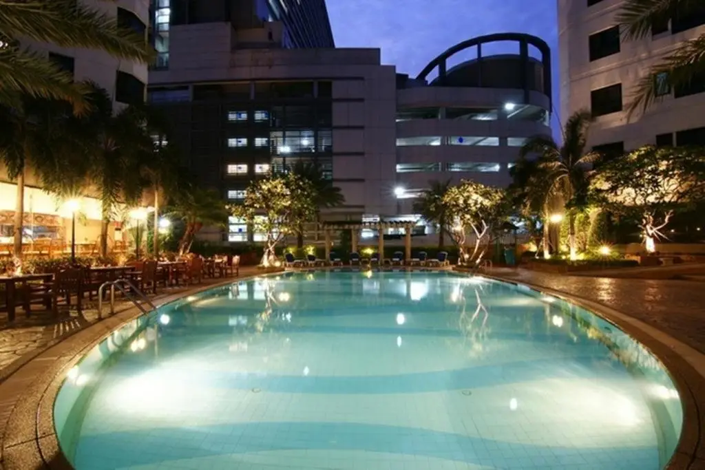 Grand Diamond Suites Hotel — фото 1