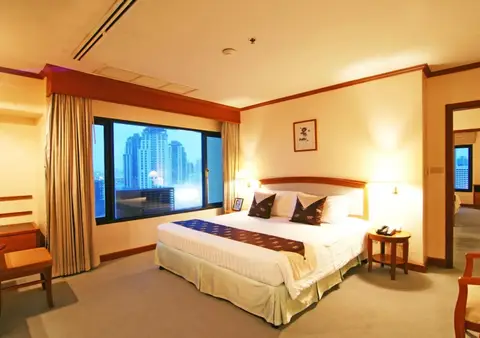 Grand Diamond Suites Hotel — фото 1