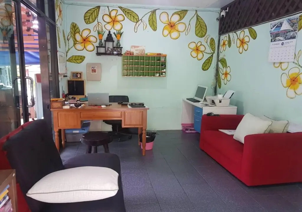 Као Лак: Fasai House