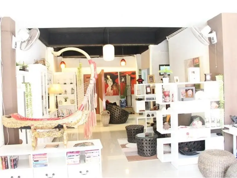 Кату: Mam Hostel