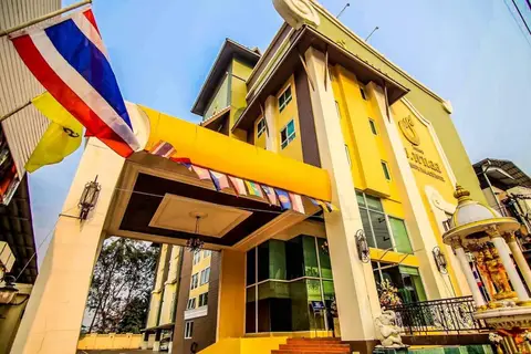 Chour Palace Hotel — фото 1