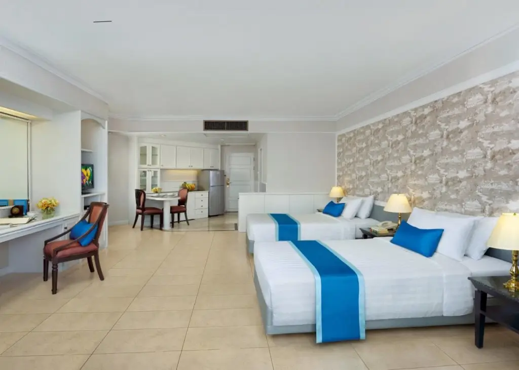 Бангкок: Centre Point Plus Hotel Pratunam