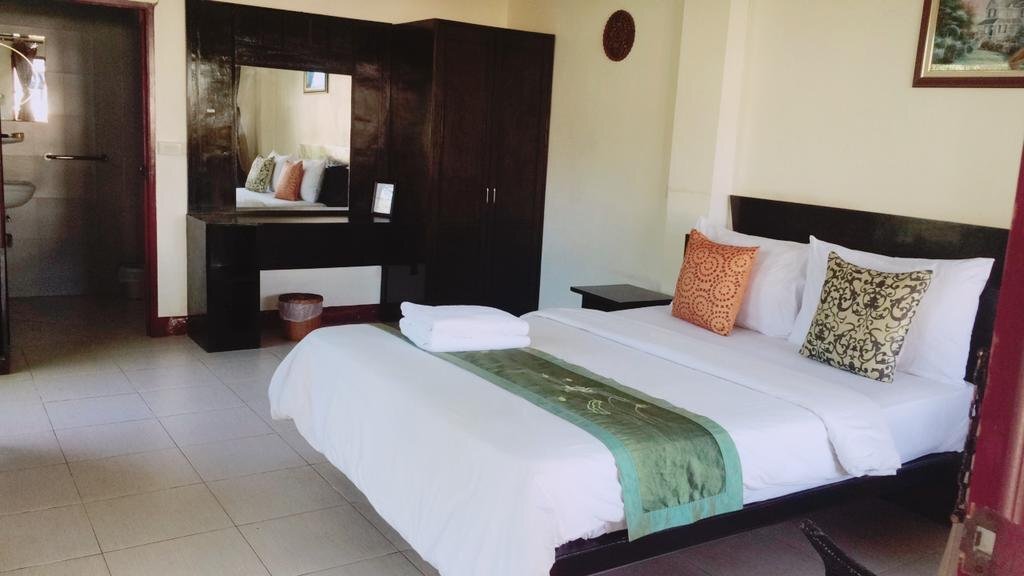 Сириндхорн: Ban Kiang Fah Resort Chongmek