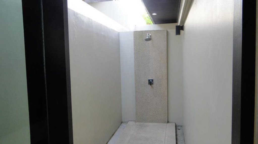 Тхаланг: Botanica villas