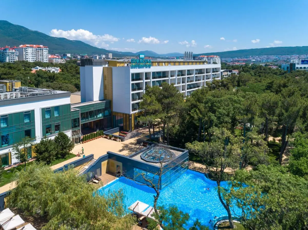 Геленджик: Приморье Grand Resort Hotel 5*