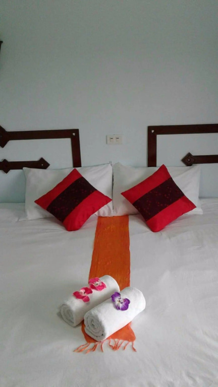 Као Лак: Khaolak Traveller Lodge