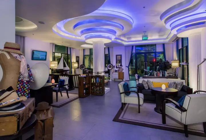 Паттайя: Wave Hotel Pattaya