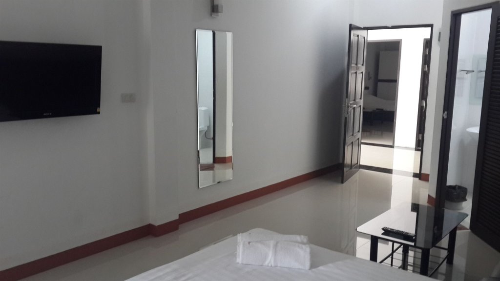 Самуи: Sri Samui Hotel