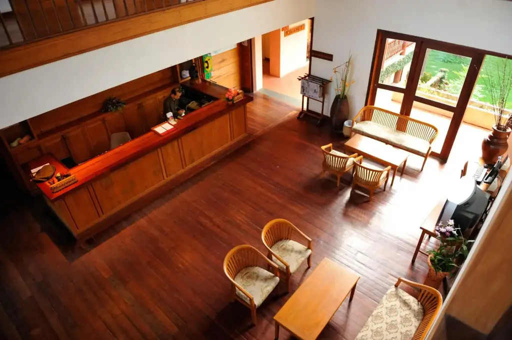 Мае-Сарианг: Riverhouse Resort
