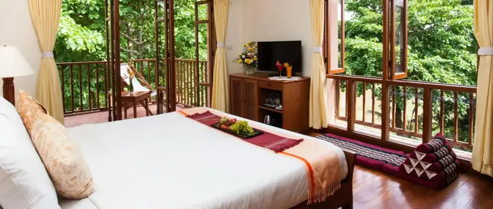 Мае-Сарианг: Riverhouse Resort