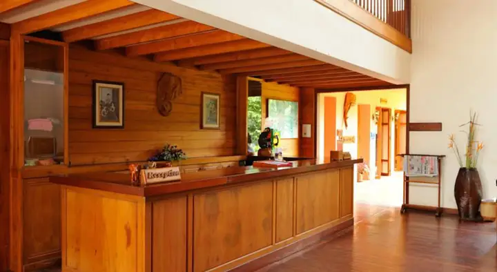 Мае-Сарианг: Riverhouse Resort