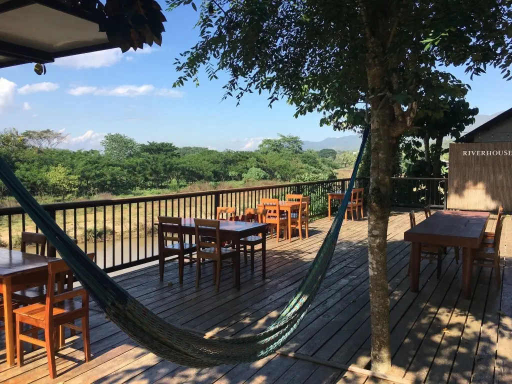 Мае-Сарианг: Riverhouse Hotel - The Teak House