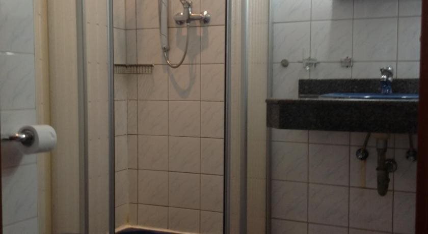 Муанг: Pension Zum Ross