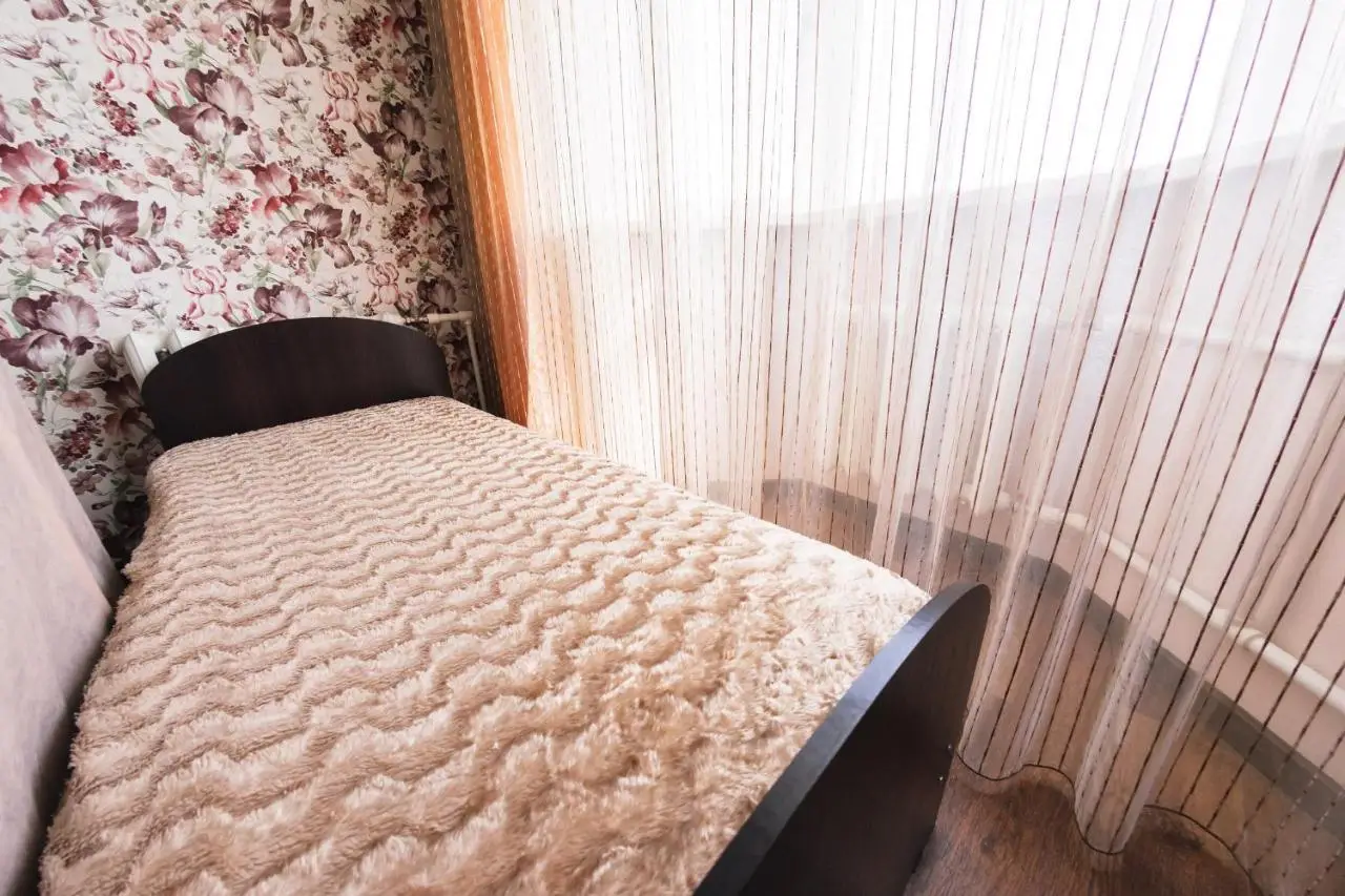 Оренбург: Apartment on Mira 3/1