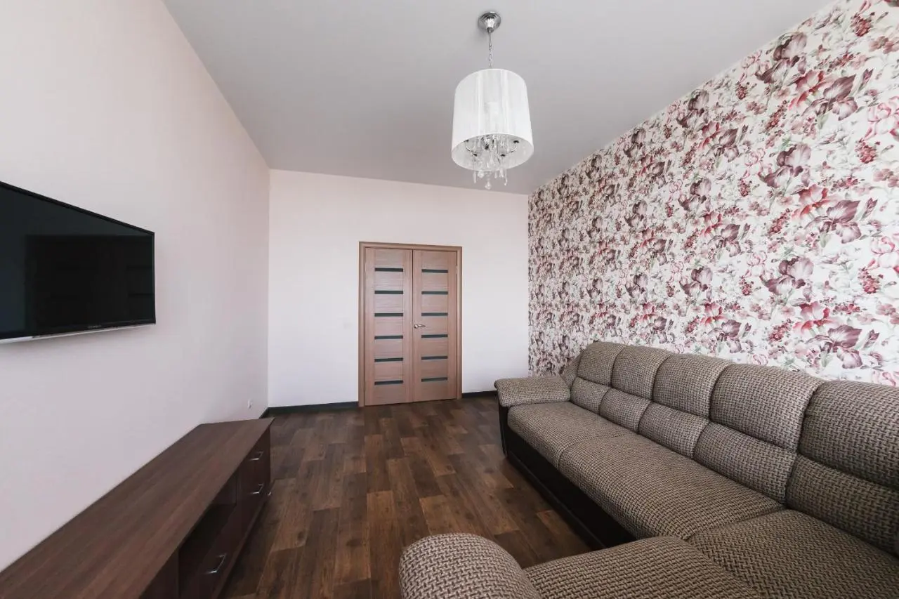 Оренбург: Apartment on Mira 3/1