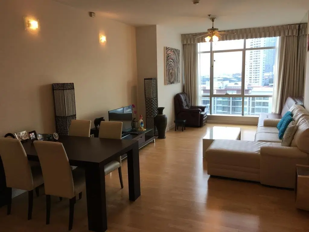 Бангкок: Bangkok Riverside Condo