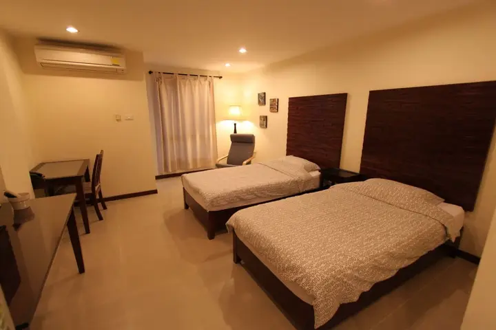Бангкок: The Royal Bee Apart Hotel