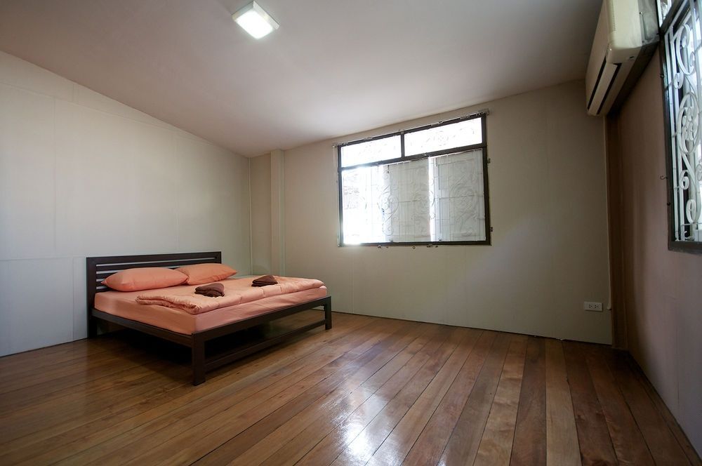 Бангкок: Nacornhostel Nil