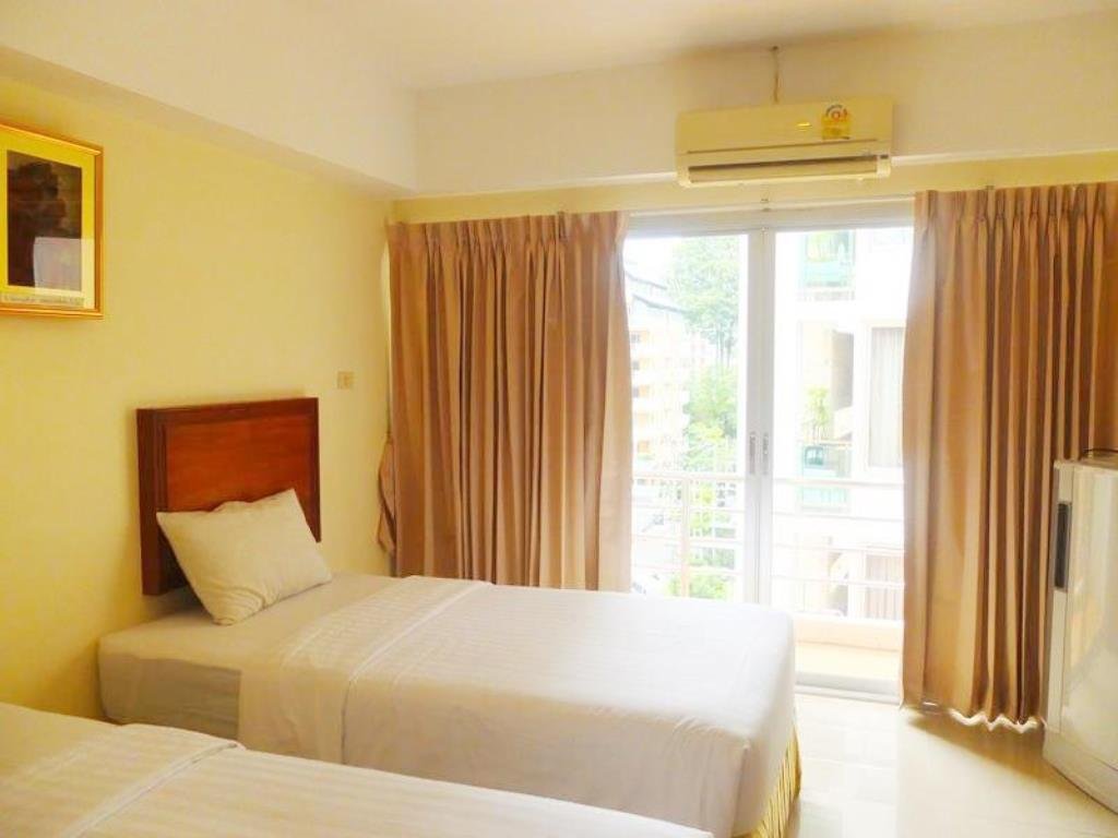 Паттайя: Hong Residence(หงส์ เรสซิเดนซ์)