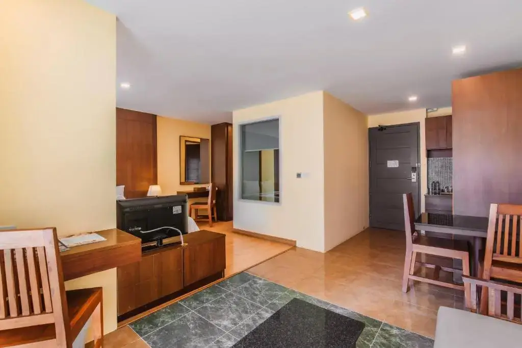 Пхукет: Отель Elite Suites Patong
