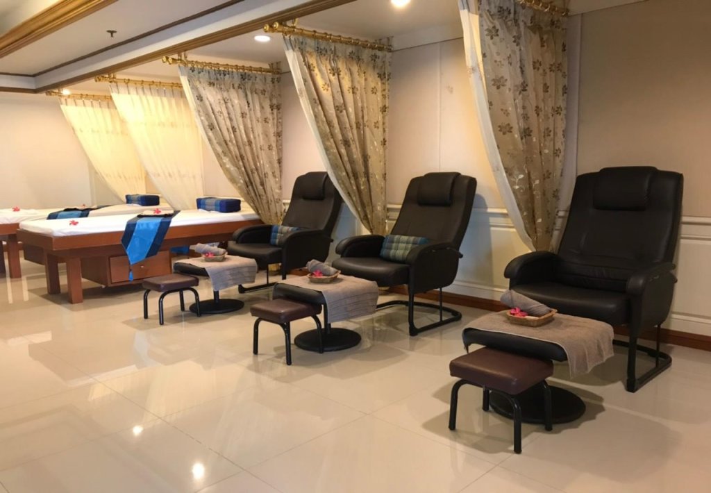 Чаченгсау: Suntara Wellness Resort & Hotel