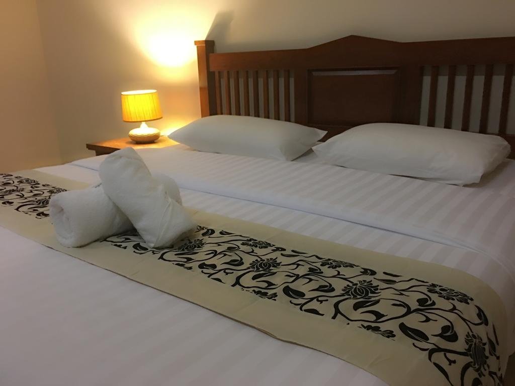 Кату: Same Same Guesthouse