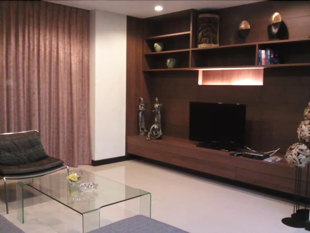 Муанг: Baan Karon View Apartment