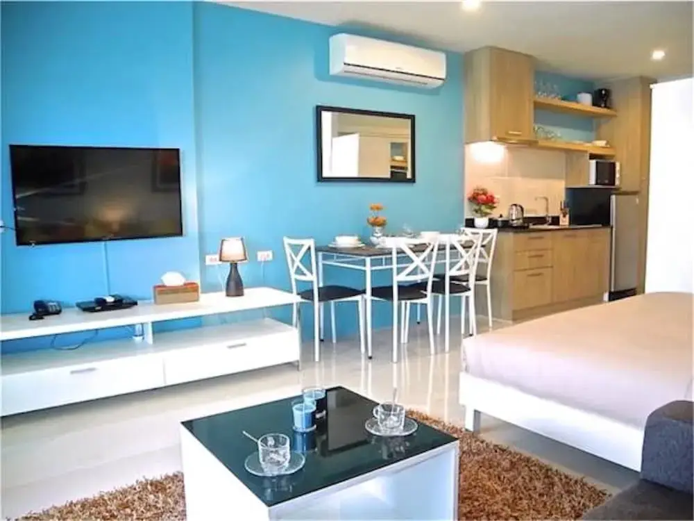 Кату: Bliss Patong Modern Studio
