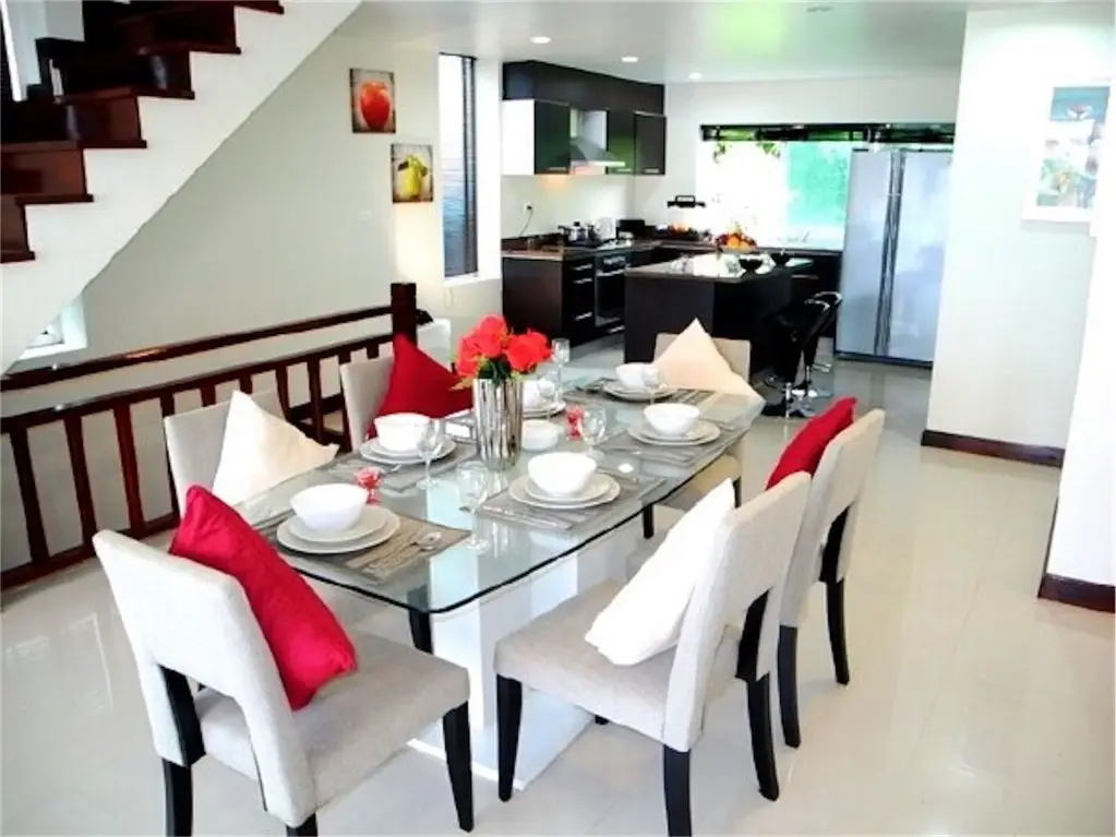Sunrise 3 bedrooms Spacious Apartment — фото 1
