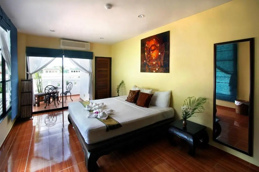 Муанг: Karon Beach Pool Hotel