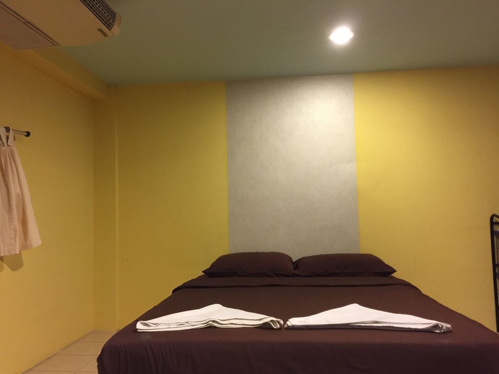Кату: Andaman Place Guesthouse