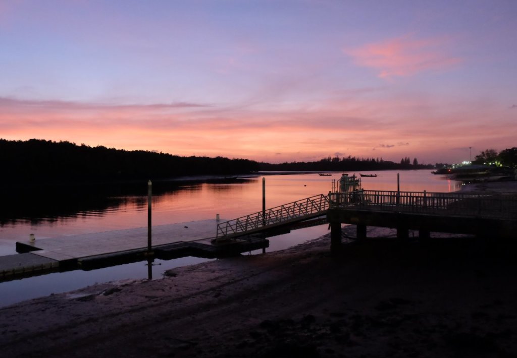 Краби: Marina Boat House