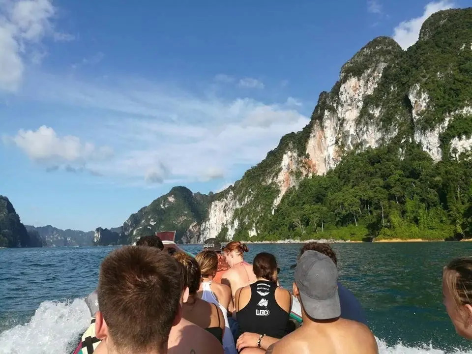 Фаном: Nung House Khao Sok