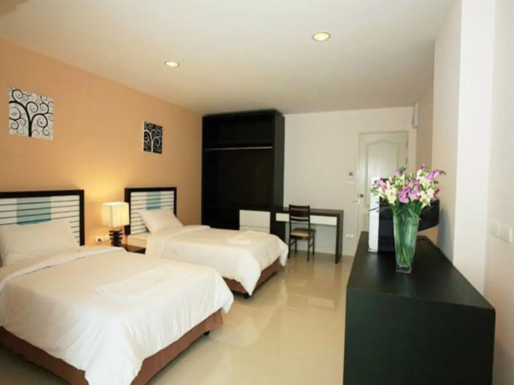 Чонбури: Similan Mansion