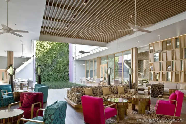 Пхукет: Holiday Inn Express Phuket Patong Beach Central by IHG