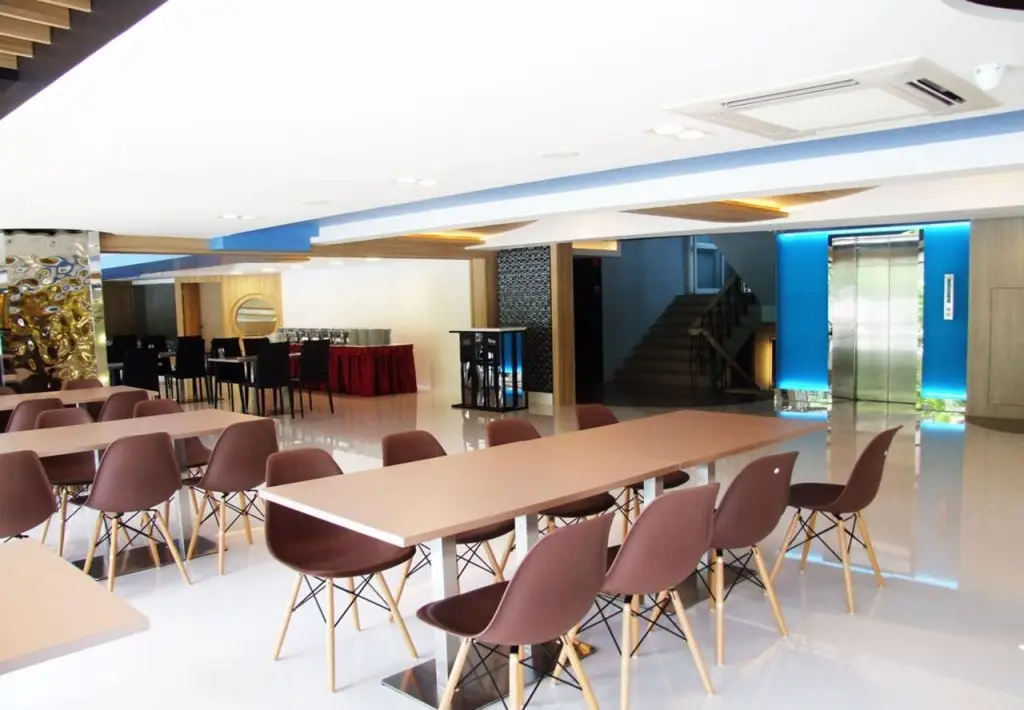 Бангкок: Grand Tower Inn Sathorn Bangkok