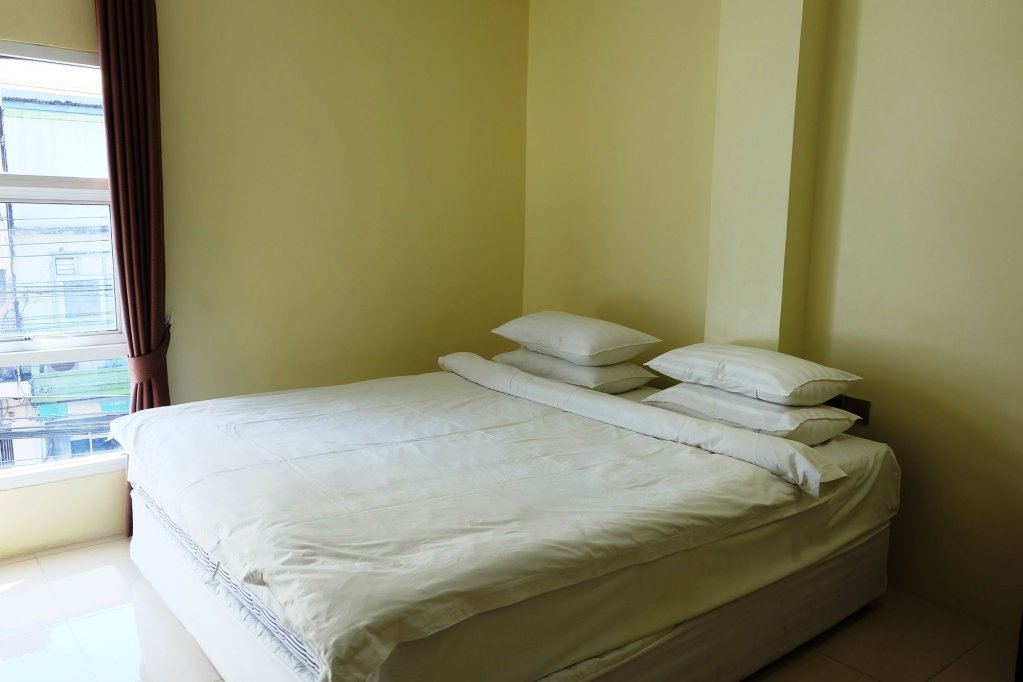 Бангкок: Au Bon Hostel