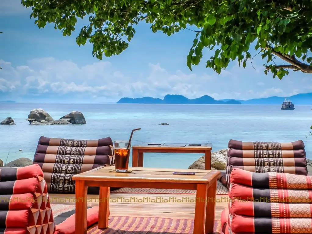 Ten Moons Lipe Resort — фото 1