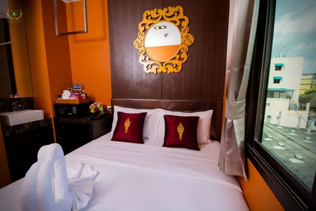 Бангкок: Violet Tower at Khaosan Palace