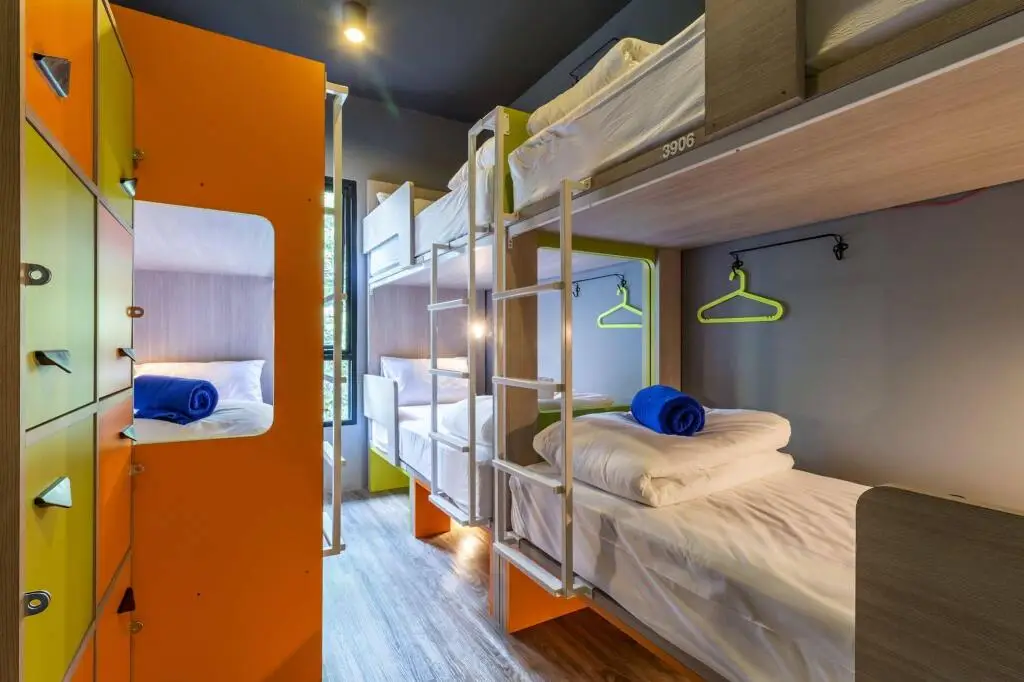 Бангкок: iSanook Hostel