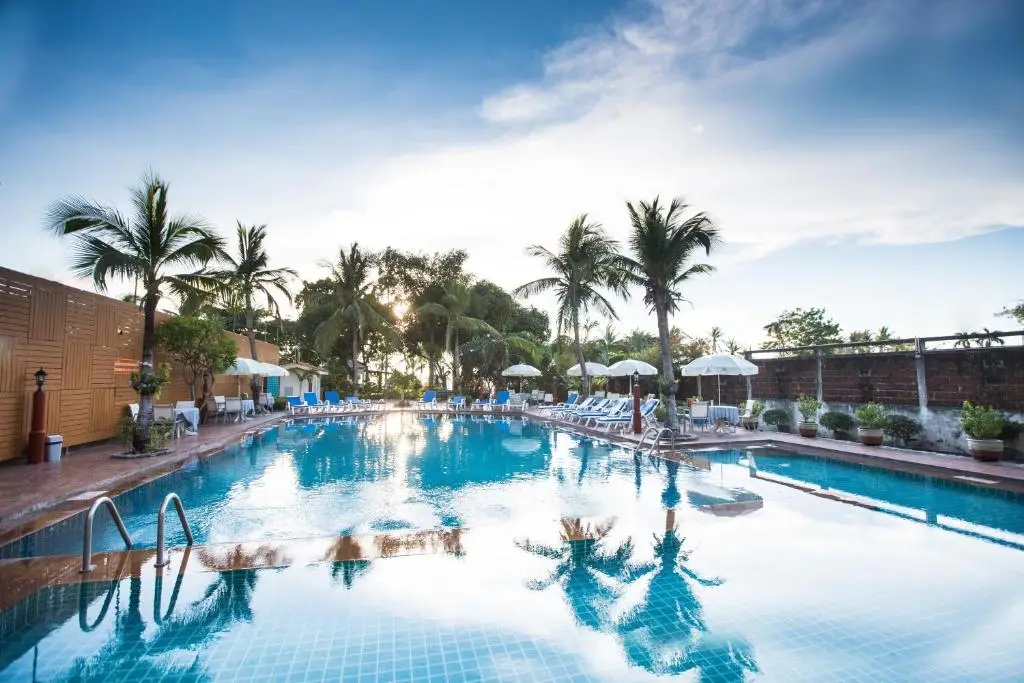 Курортный отель Twin Palms Resort — фото 1