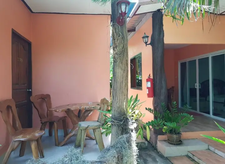 Тхаланг: Discovery House Hotel (SHA Plus+)