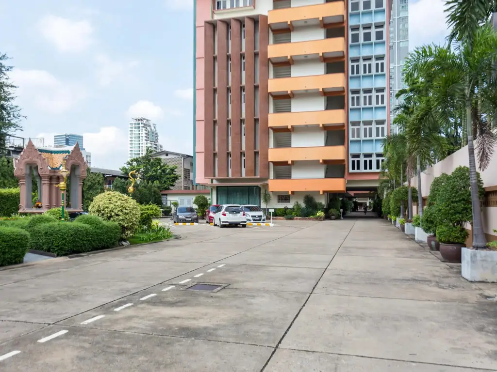 Capital Mansion — фото 1