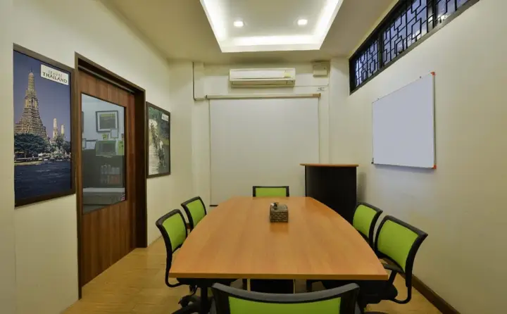 Бангкок: iCheck inn Gems Center Silom