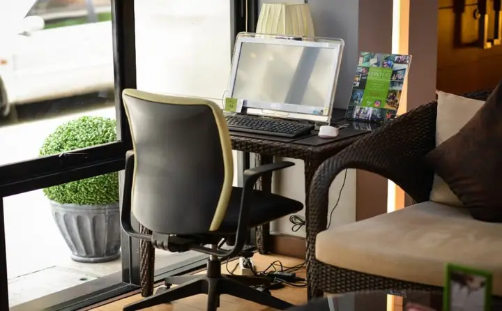 Бангкок: iCheck inn Gems Center Silom