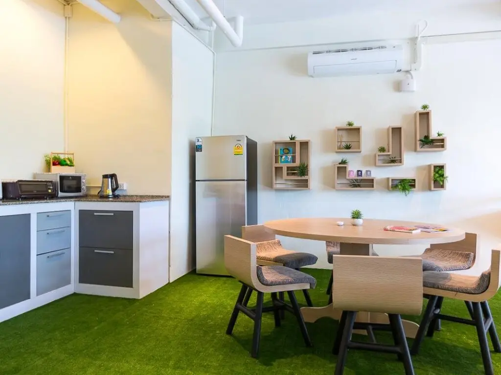 Бангкок: Trica Hostel