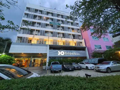 Sathorn Terrace Apartment — фото 1