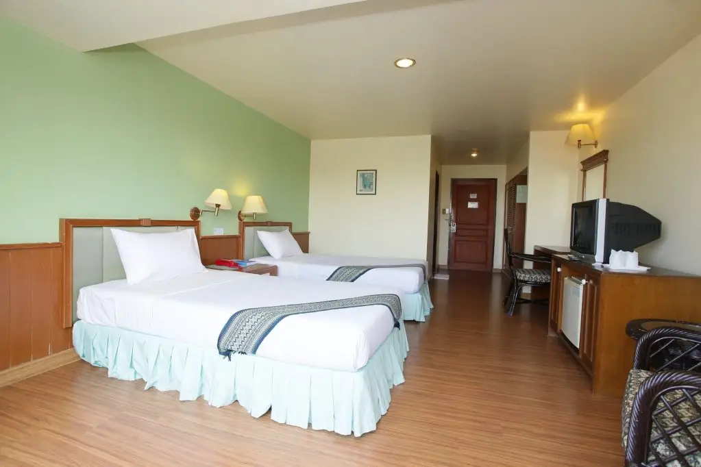 Лампанг: Pin Hotel