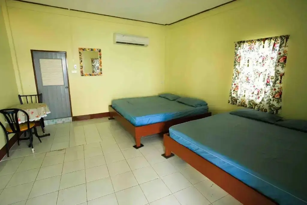 Ко Сичанг: Rimtalay Resort Koh Si Chang